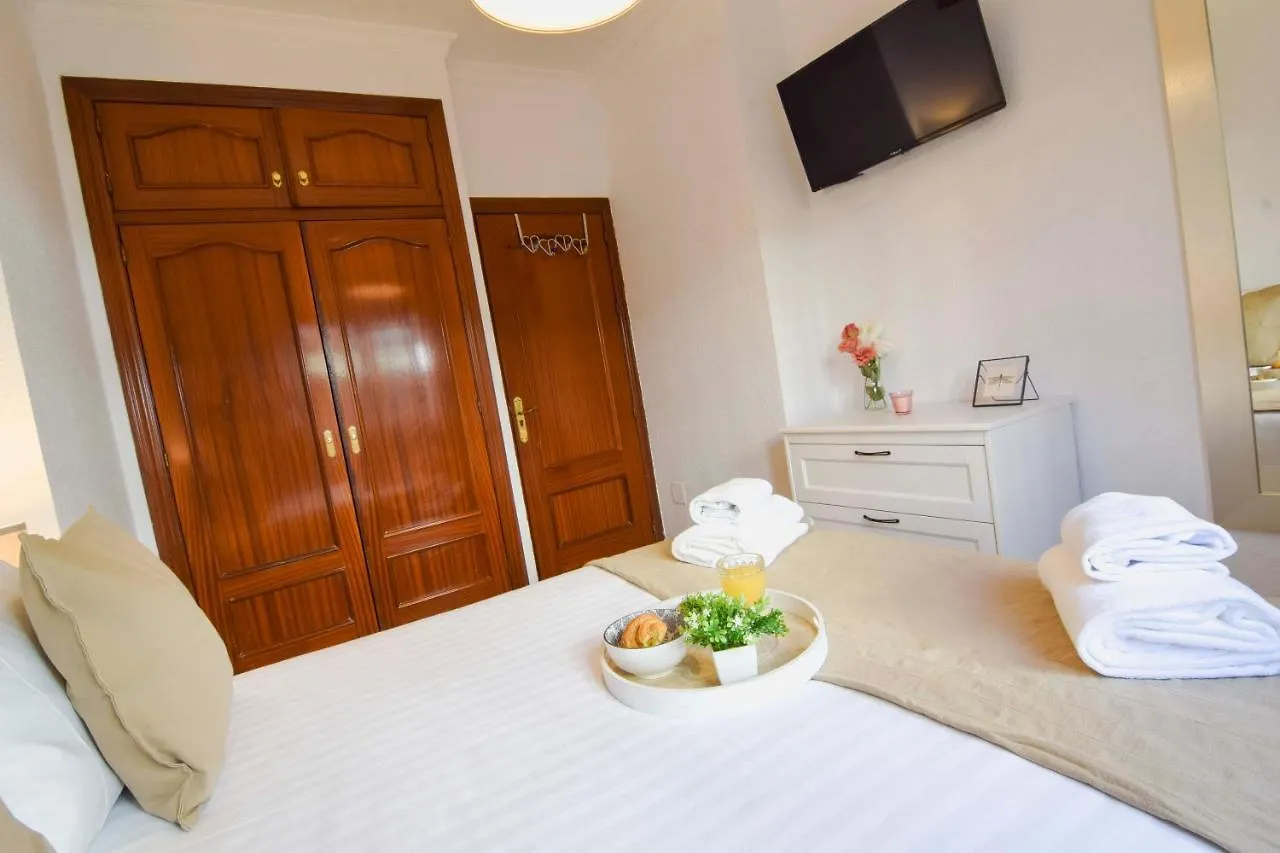 Letmalaga Economy Menita Apartment